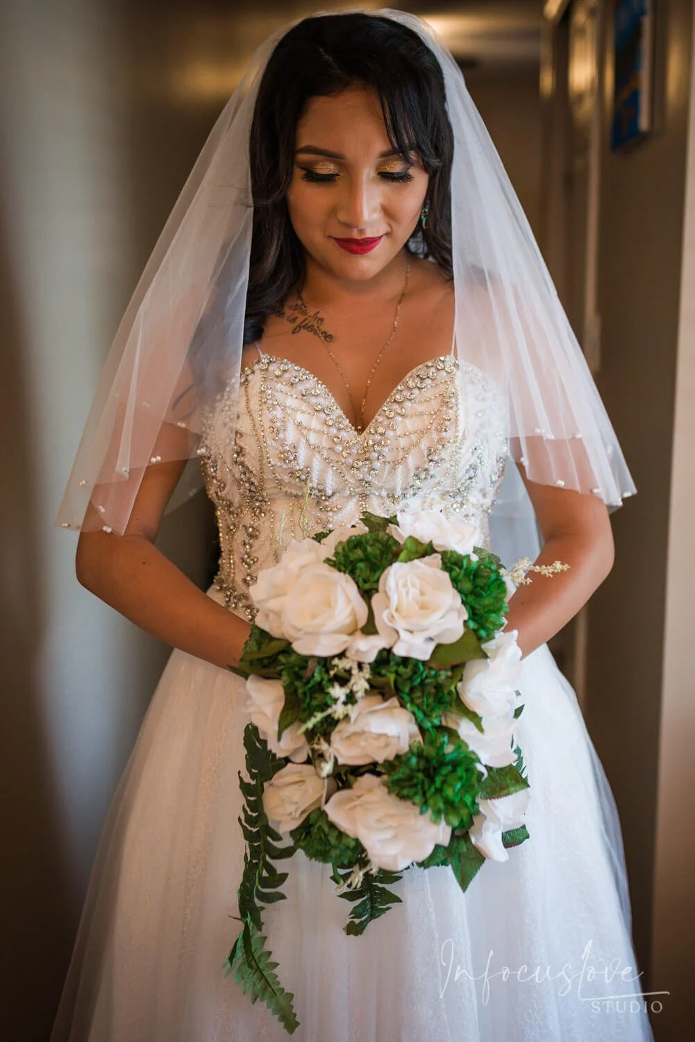 Bridal portrait with a bouquet
